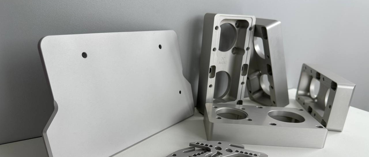 Про компанію